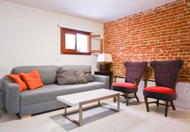 Apartamento en Madrid - M (AXIII83) Apartamento con jardín Hispanoamérica