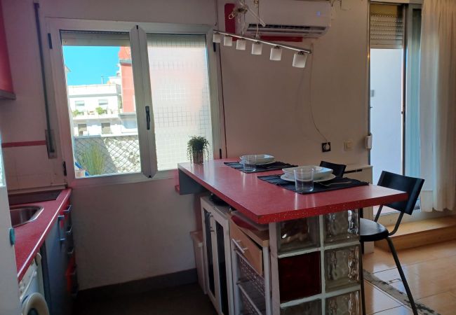 Apartamento en Madrid - M (VAL37) Ap. Chueca-Fuencarral patio privado