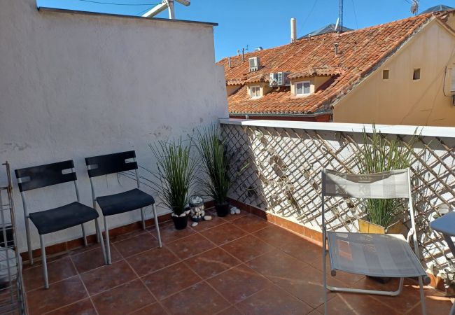 Apartamento en Madrid - M (VAL37) Ap. Chueca-Fuencarral patio privado