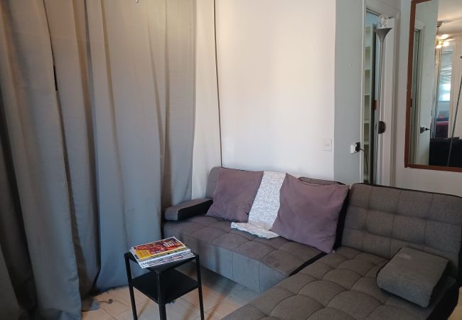 Apartamento en Madrid - M (VAL37) Ap. Chueca-Fuencarral patio privado